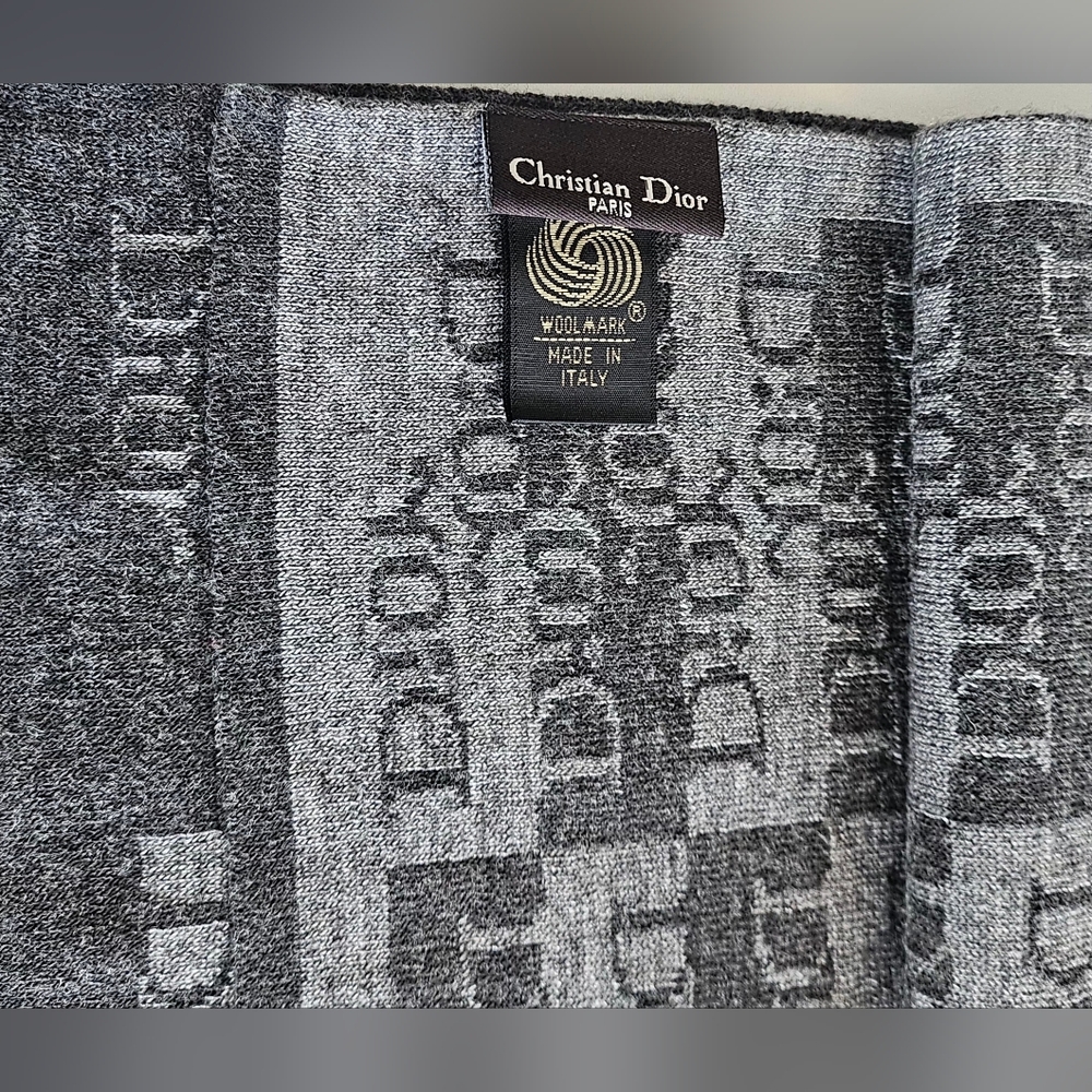 Dior Gray Monogram Wool Scarf - Picture 5 of 5